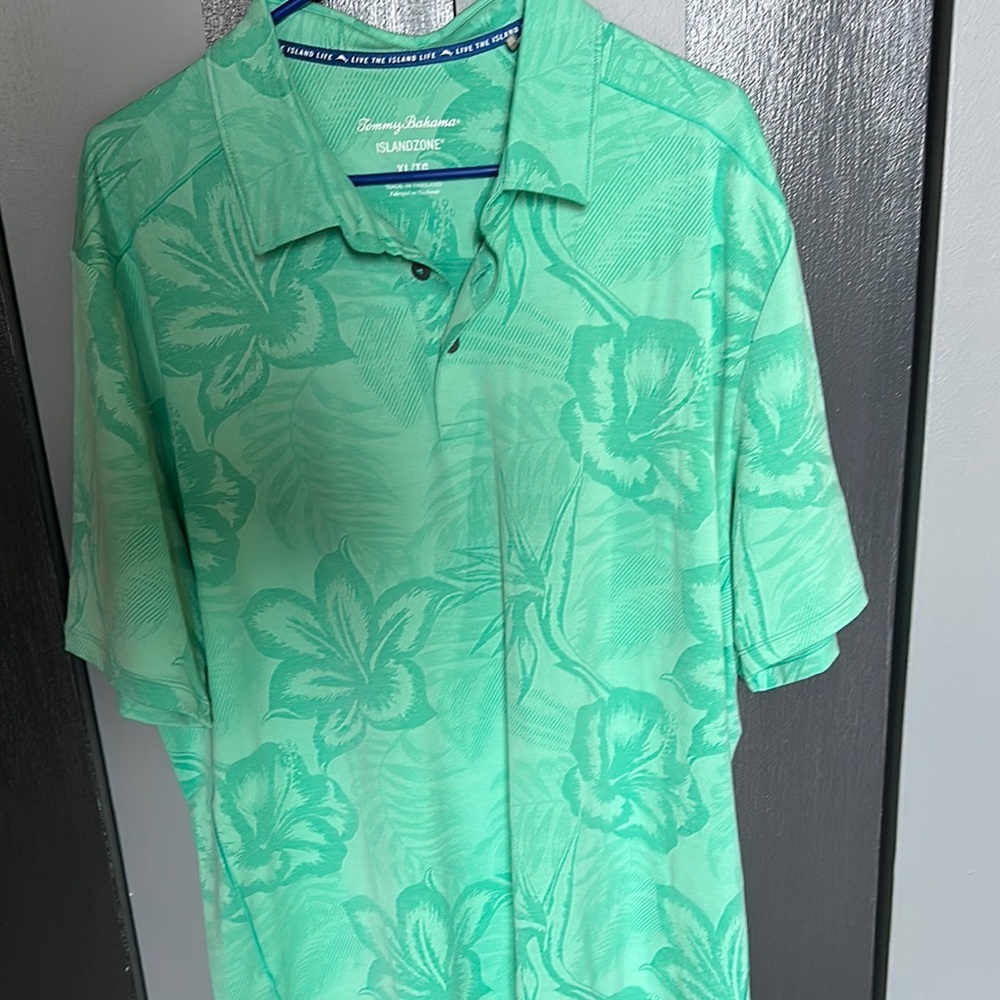 Tommy Bahama Green Casual Button Down Shirt